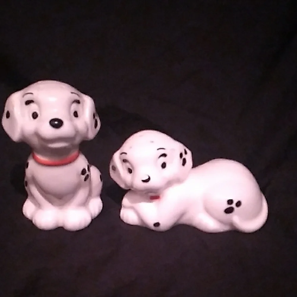 Vintage TLC USA Disney 101 Dalmatian Salt & Pepper Shakers (B2)